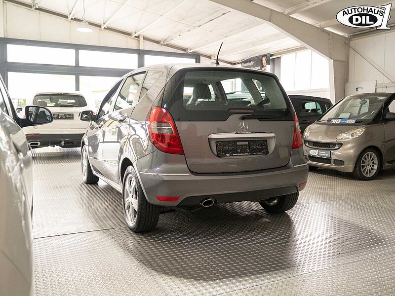 Mercedes-Benz A 180 Avantgarde *SHZ*SITZ-KOMFORT-PAKET*