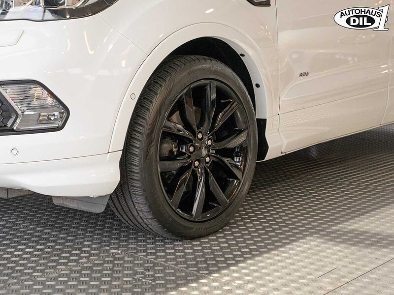 Ford Kuga EcoBoost  4x4  *Facelift*