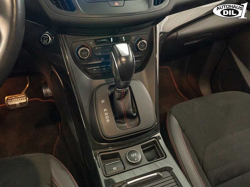 Ford Kuga EcoBoost  4x4  *Facelift*
