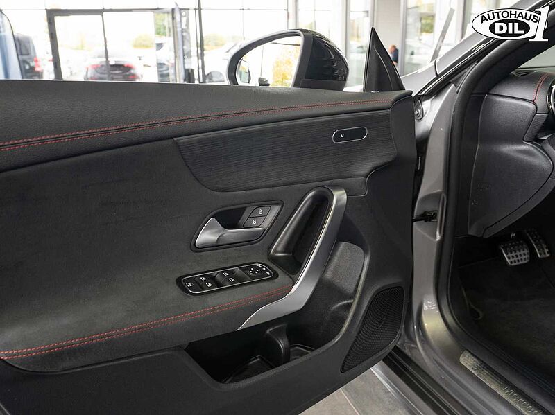 Mercedes-Benz CLA 220 d SB *AMG*STAND-HZ*RFK*DISTR. +*