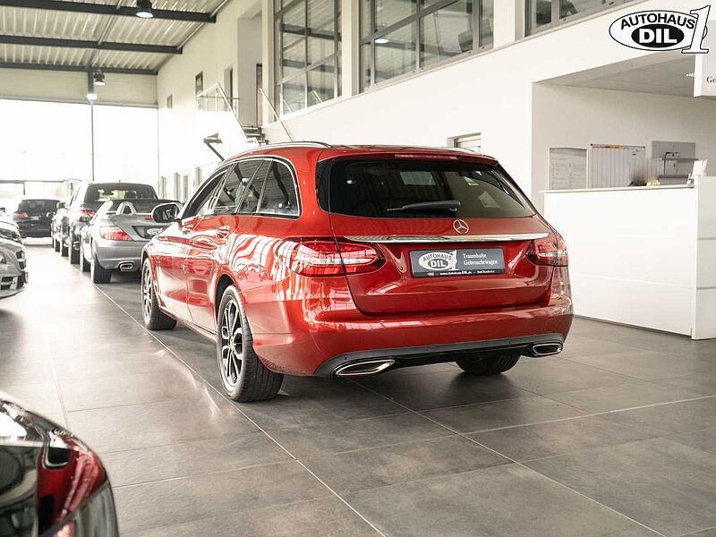 Mercedes-Benz C 200 T 4Matic 9G-Tronic *AHK*RFK*DISTR. +*NIGHT*