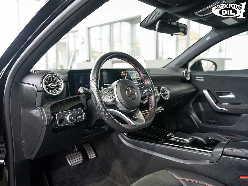 Mercedes-Benz A 250 e 8G-DCT *AMG-STYLING*NIGHT*