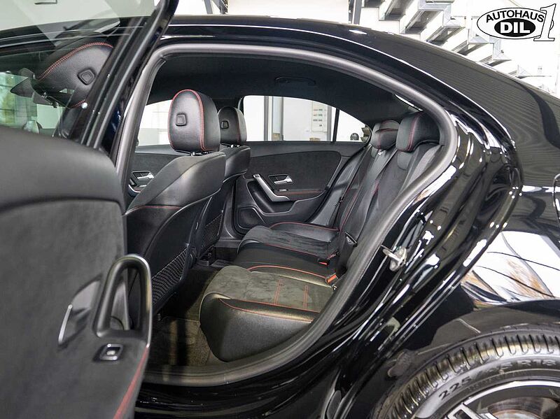 Mercedes-Benz A 250 e 8G-DCT *AMG-STYLING*NIGHT*