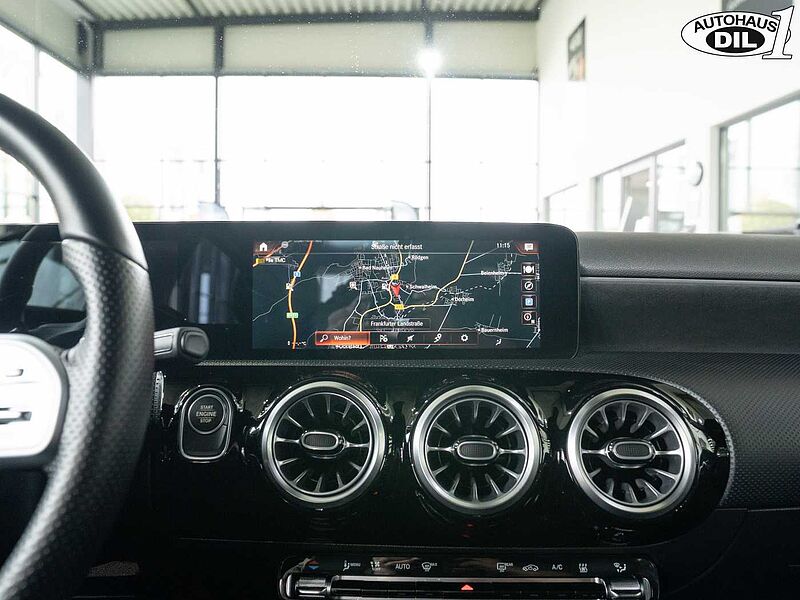 Mercedes-Benz A 250 e 8G-DCT *AMG-STYLING*NIGHT*