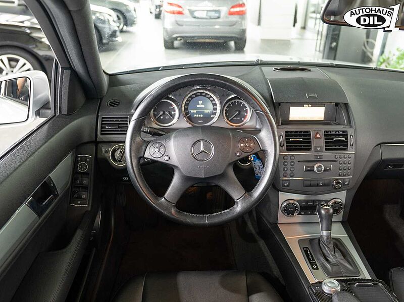 Mercedes-Benz C 300 4Matic *Avantgarde* Leder* V6 *7-Gang*
