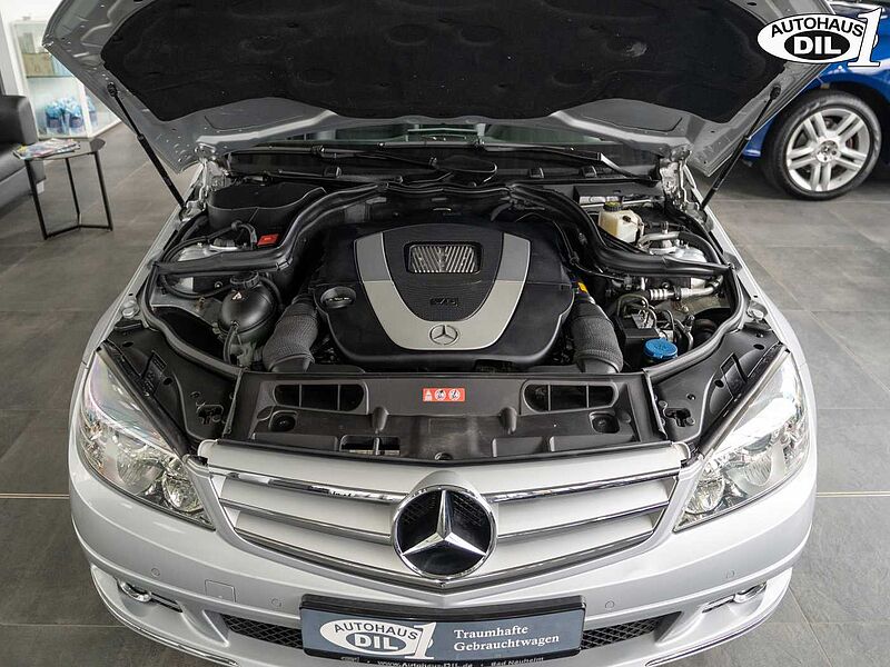 Mercedes-Benz C 300 4Matic *Avantgarde* Leder* V6 *7-Gang*