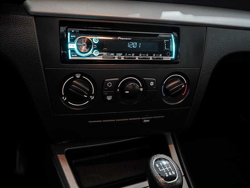 BMW 116i *MOTOR SCHADEN*