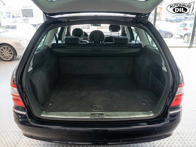 Mercedes-Benz E 240 T Elegance *XENON*PARKTRONIC*