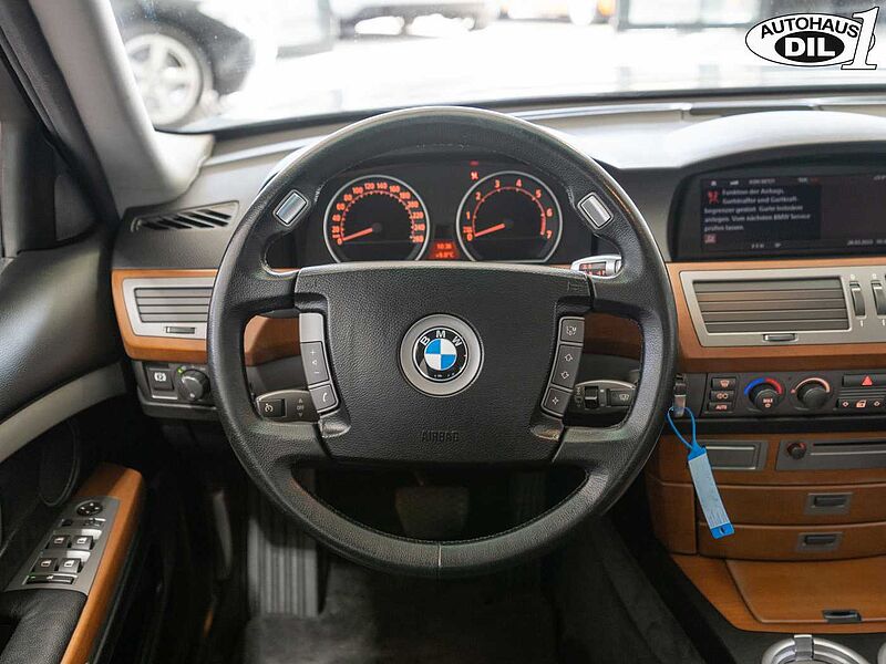 BMW 735 Limousine