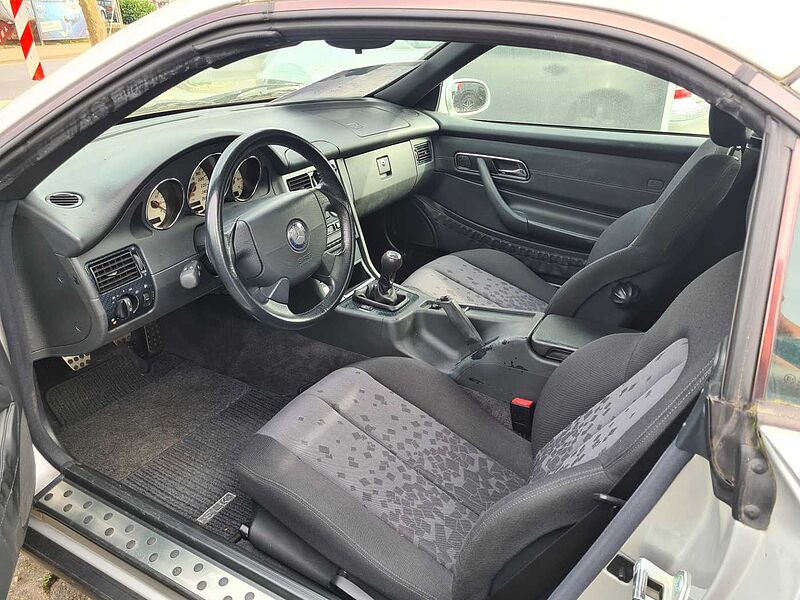 Mercedes-Benz SLK 200*Scheckheftgeplegt* *Bastler+Gewerbe*