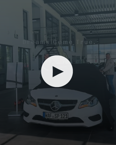 Fahrzeugauslieferung bei Autohaus DIL